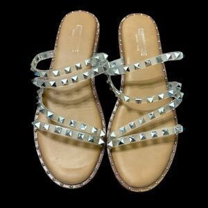 Studded Slide Sandals CUSHIONAIRE Tonya Memory Foam Clear Silver Studs 9.5